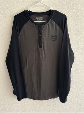 MTN OPS Men’s Long-Sleeve in Charcoal and Black Size Large